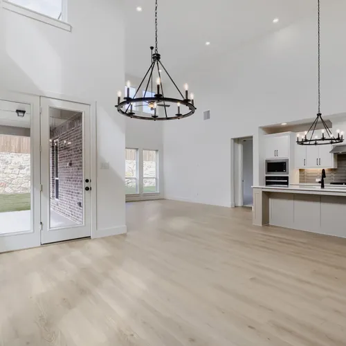 1451 Windy - Living Area
