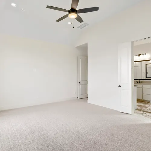 2204 Atlas - Primary Bedroom