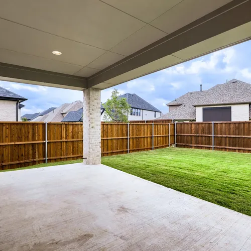 2611 Acie - Patio