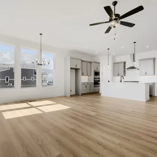 8653 Palo Alto - Living Area