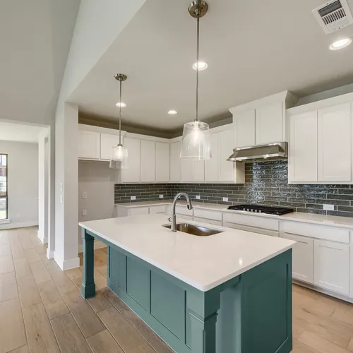 173 Buffalo - Kitchen
