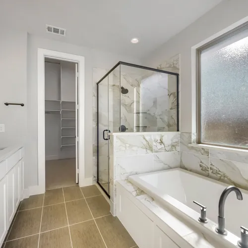 106 Alamito - Primary Bathroom