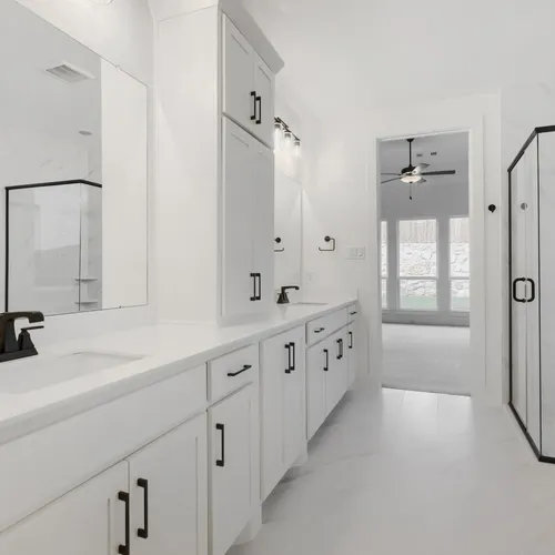 1451 Windy - Primary Bathroom