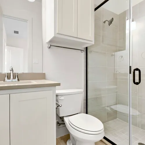 2204 Atlas - Full Bathroom