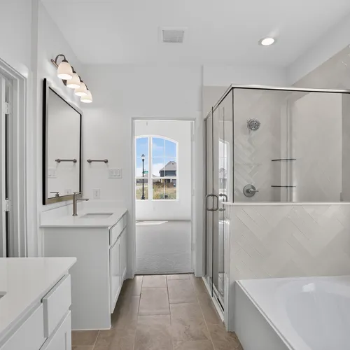 1704 Truro - Primary Bathroom