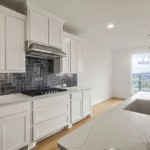 3156 Sir River - Kitchen