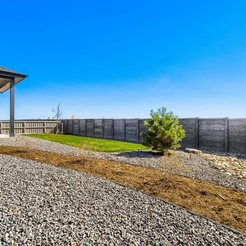 8653 Palo Alto - Backyard