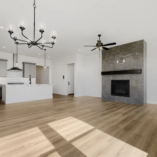 8653 Palo Alto - Living Area