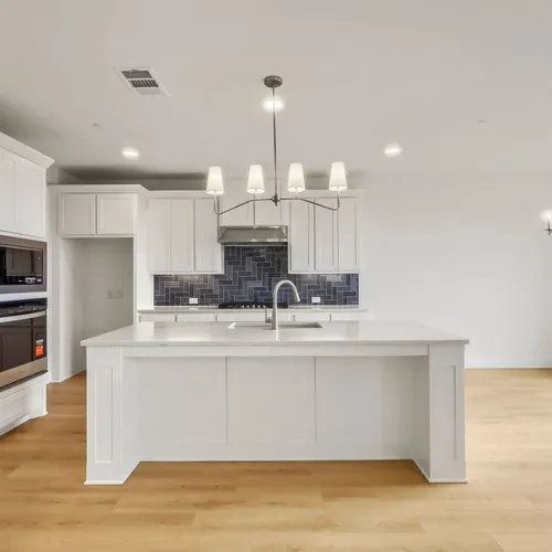 3156 Sir River - Kitchen