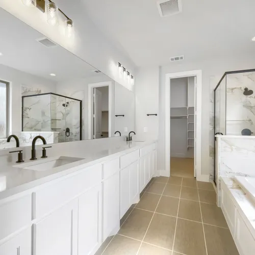 106 Alamito - Primary Bathroom