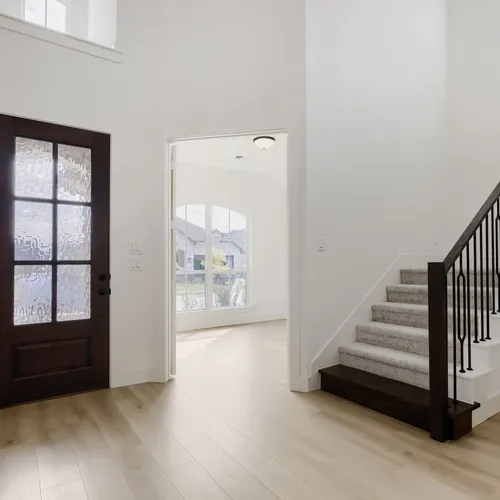 1451 Windy - Entry