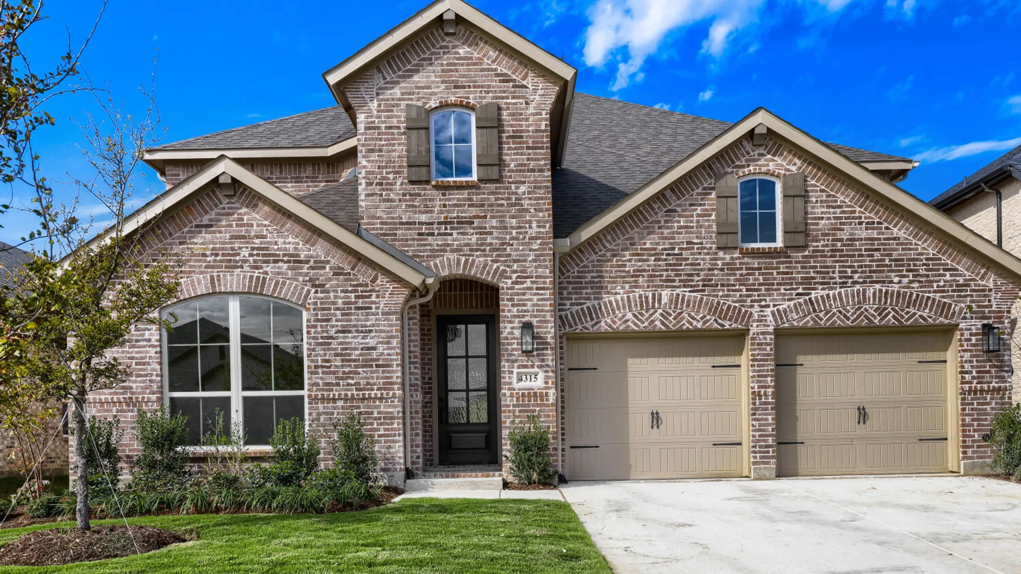 4315 Windy - Front Elevation