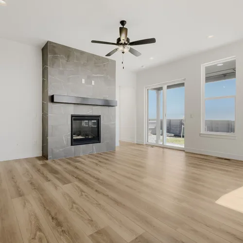8653 Palo Alto - Living Area