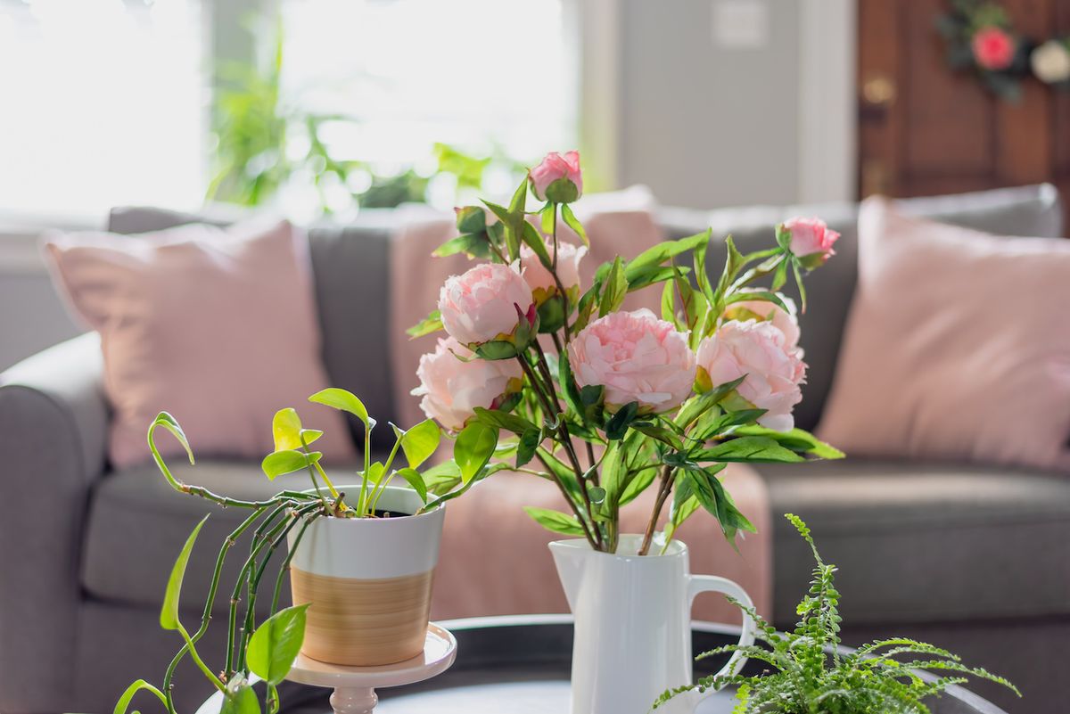 Five fun ways to bring spring to your American Legend home