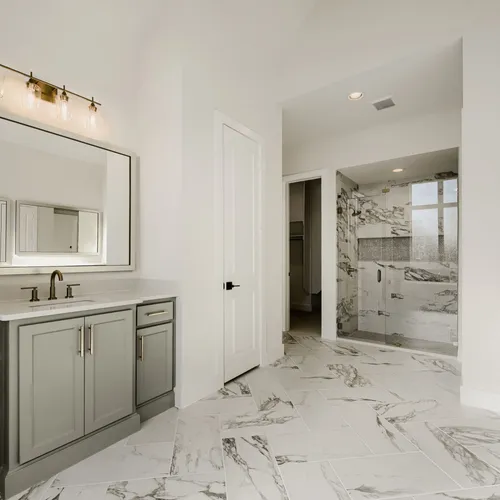 801 Bella Casa - Primary Bathroom