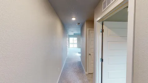 Springfield 500 - Entry Hallway - Example