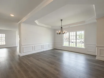 Dining - Included Tray Ceilings