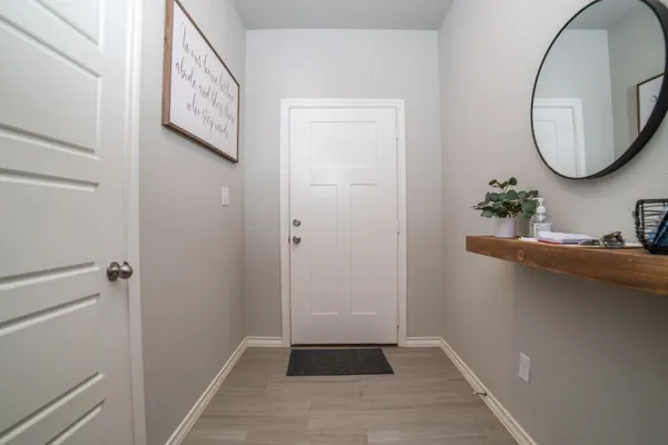 entryway in a new home community in lubbock tx by homemakers
