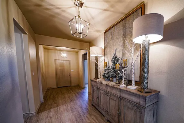 great room in a new home construction lubbock tx by homemakers