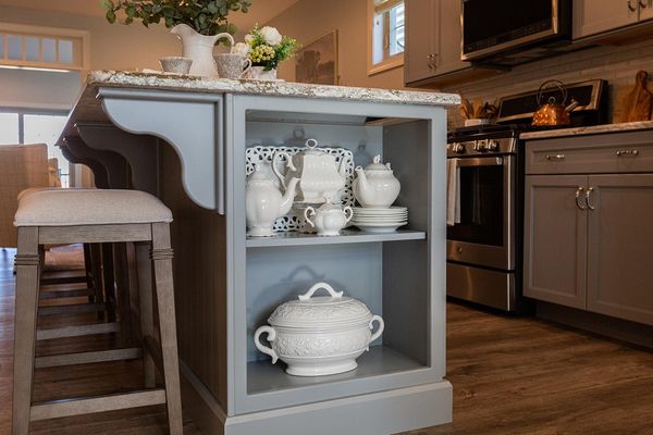 The Richland Kitchen Custom Cabinetry