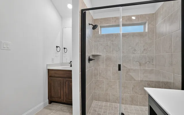 425 Rose Ave. Photos