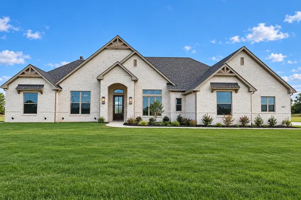 Front Elevation of the Emily plan at 1005 Brock Heights Ct, Brock TX.