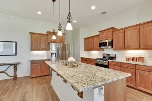 The Reserve at Conway - Model Home Kitchen - DSLD Homes - Klein II B - Gonzales, LA