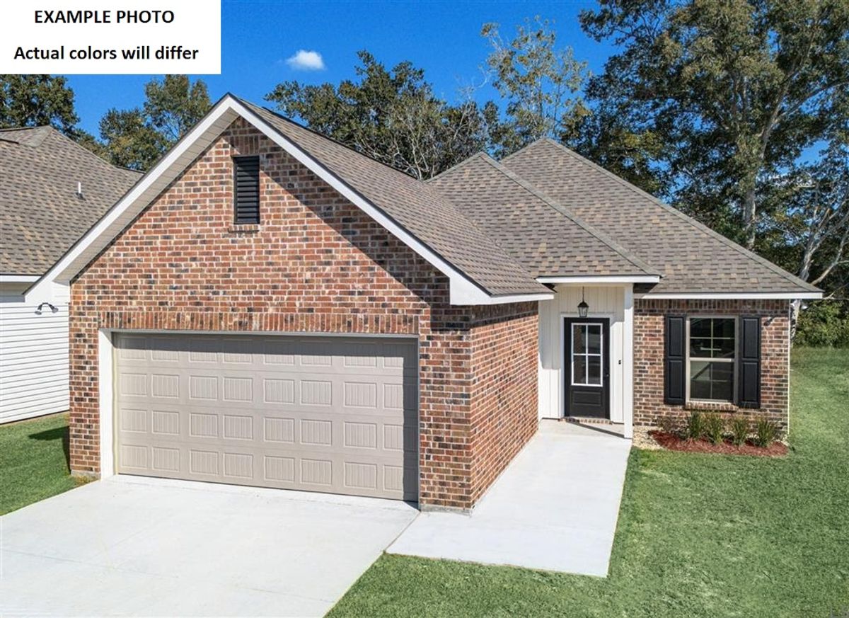 312 DUNWOODY CT., CARENCRO, LA - MOVE-IN READY HOME