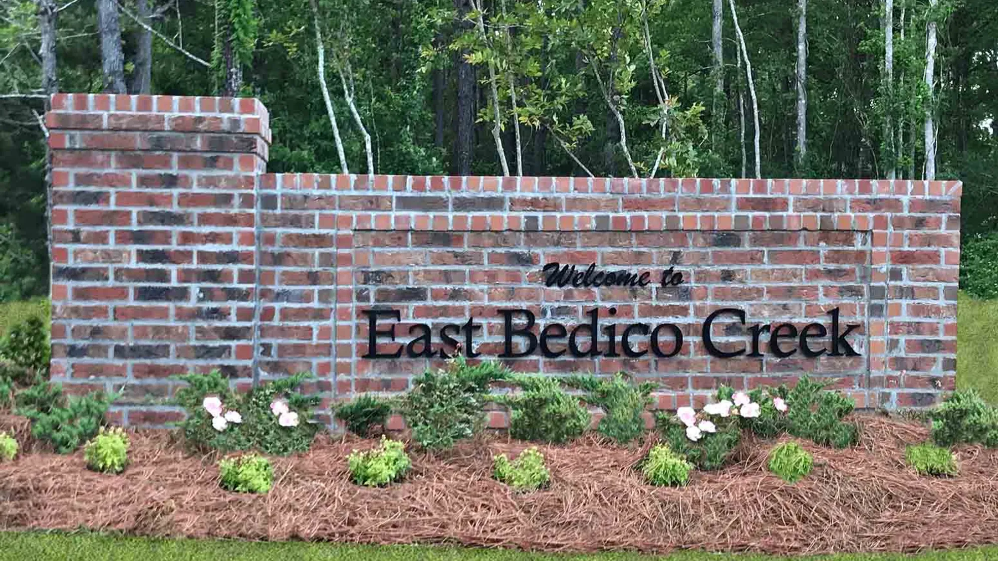East Bedico Creek Monument Community Entrance - DSLD Homes - Hammond