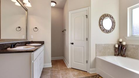 King George Estates Model Home Master Bathroom - King George Estates Community - DSLD Homes - Thibodaux