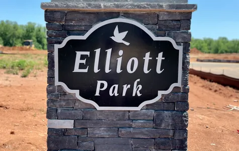 elliott park entrance sign