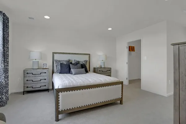 Bridgeview - Phoenix Duplex - Owners Bedroom