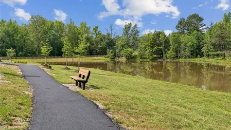Community Pond/Walking Trails.