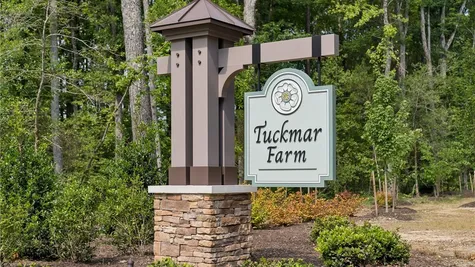 Tuckmar Farm Community Entrance