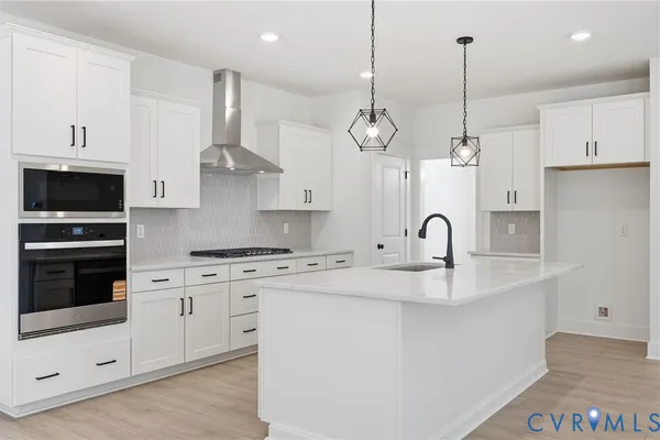 Kitchen - Photo represents actual home