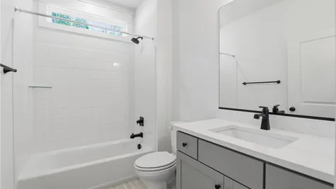 Hall bathroom - Photo represents the actual home