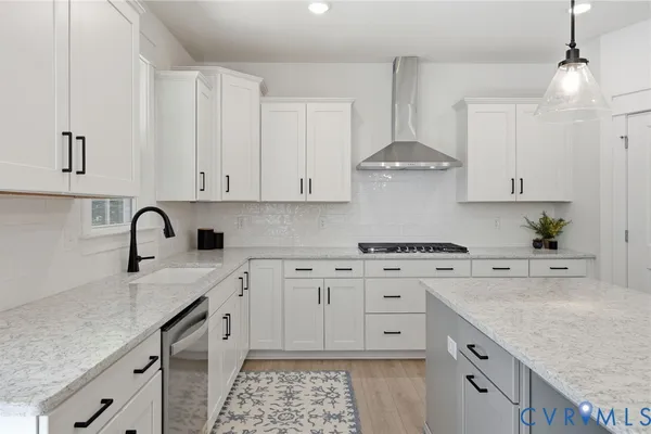 Photos are representative of the home plan and may not reflect the features or finishes of this specific home.
