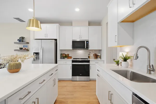 The Sycamore II Model Home at The Aire at Westchester in Midlothian, VA - Kitchen