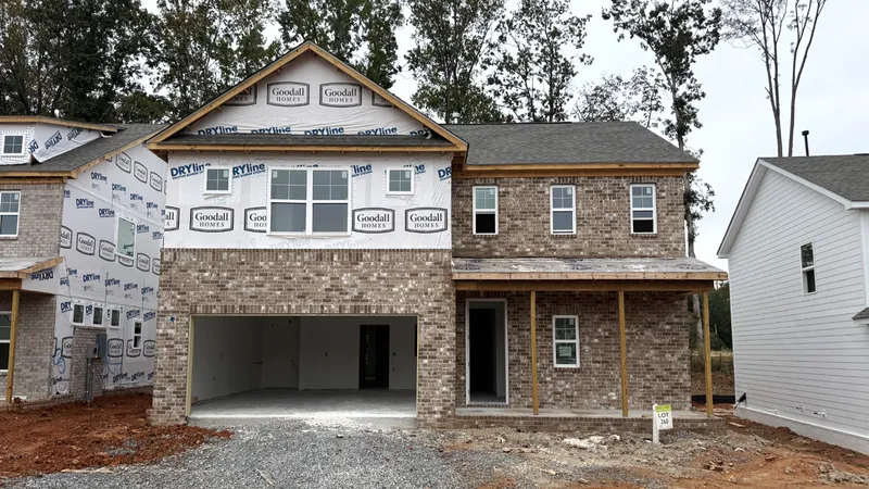 225 Hampshire Way