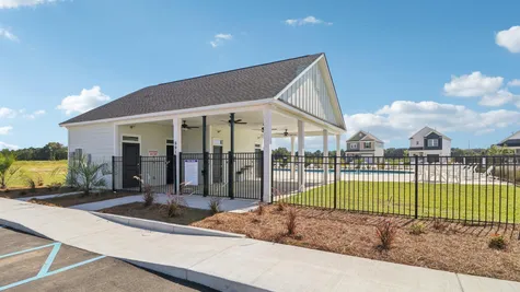 12-web-or-mls-Matthews Dr-S2808-001