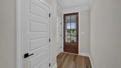 Photos are representational and may include upgrades. Ask sales manager for info.