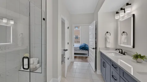 Photos are representational and may include upgrades. Ask sales manager for info.
