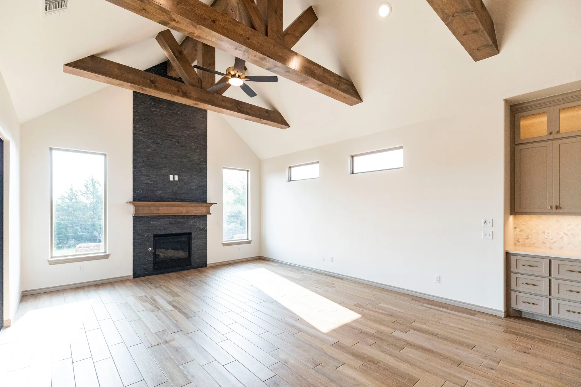 Homes by Taber Lynne Floor Plan - 9802 Aster St - Prairie Meadows