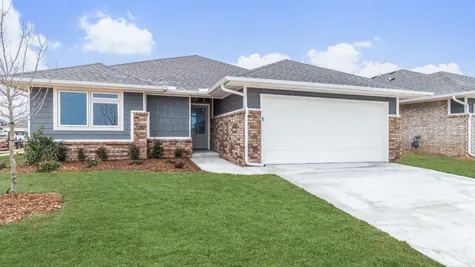 Homes by Taber Teagan B Elevation - 9100 NW 119th St