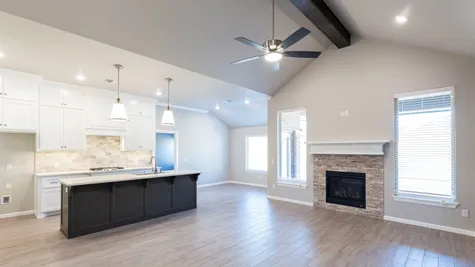 Homes by Taber Blue Spruce Floor Plan - 1633 NE 35th St - The Waters