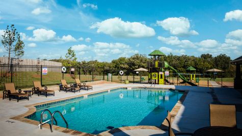 Pool at Little River Trails - new homes in Norman, OK