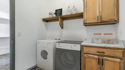 Thatcher. Utility/Laundry Room