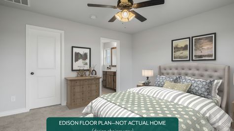 Edison. Master Bedroom