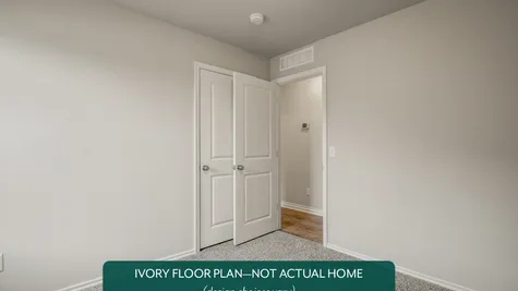 Ivory. Secondary Bedroom