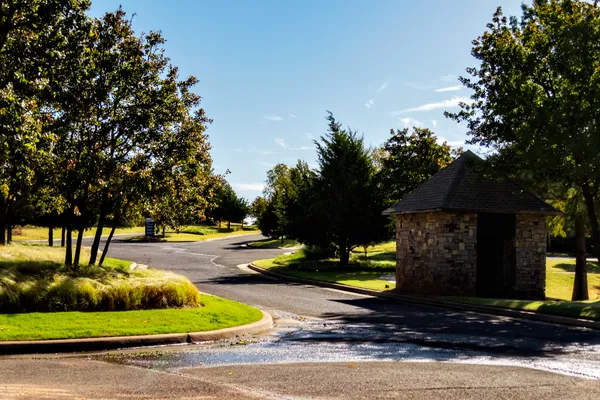  entry sign to Timber Ridge Pointe in Choctaw, OK